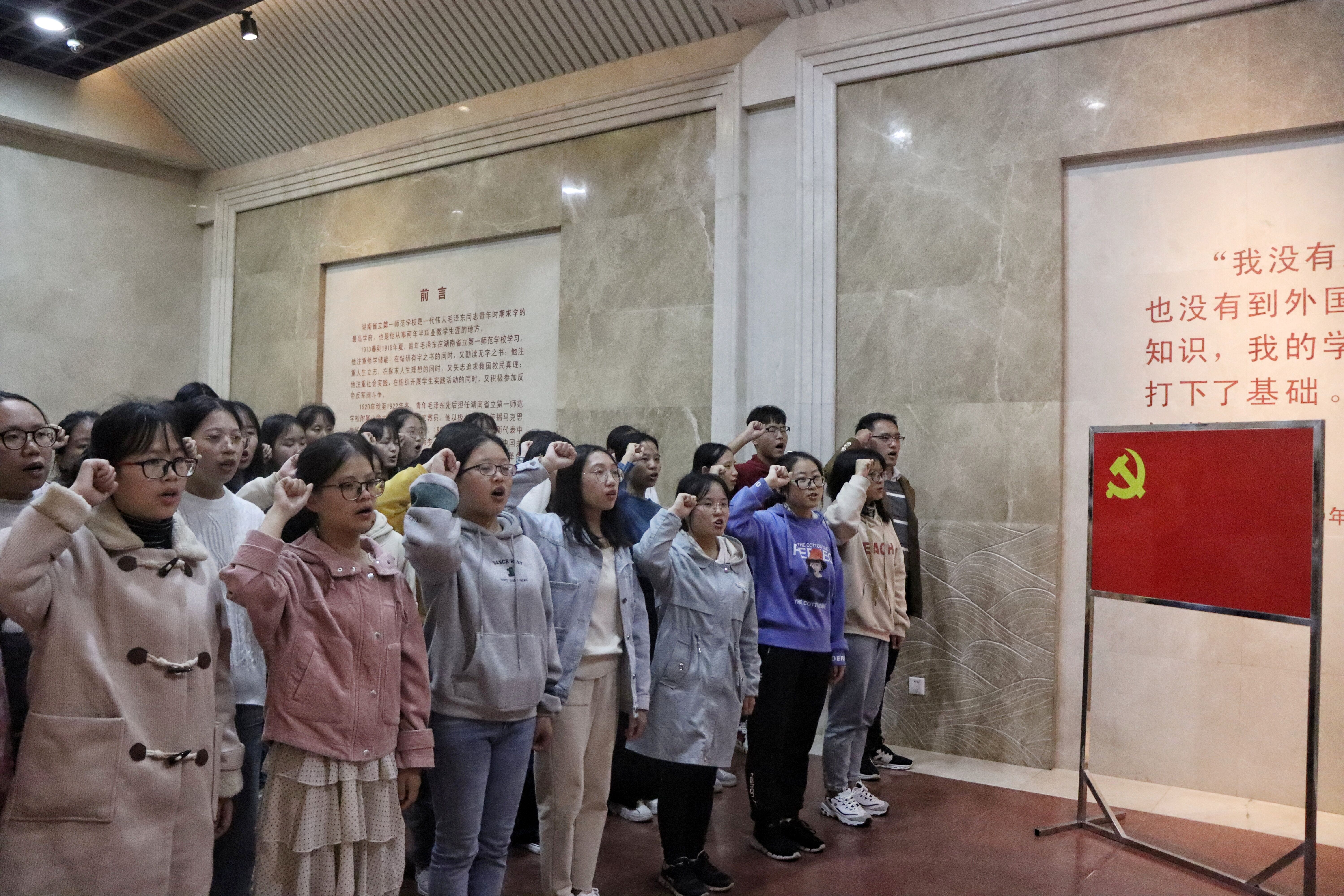 63eaa05ea6e542e89be7a32fec24d314.jpg 63eaa05ea6e542e89be7a32fec24d314.jpg